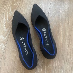Rothy’s The Point flats in BLACK SOLID, size 6.5 LIKE NEW